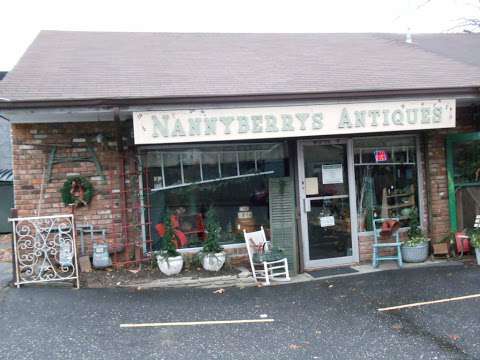 Jobs in Nannyberry's Antiques - reviews